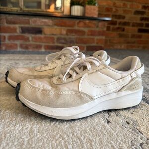 Nike Shoes Womens 7 Waffle Debut Athletic Running Sneakers White Suede Lace Up